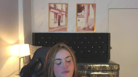 Snapshot of mia_adams_a_ chatting on September 15, 8:53 pm Mia online show from September 15, 8:53 pm