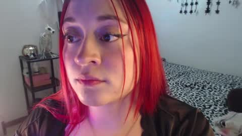 mia online show from July 23, 1:58 am