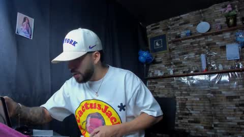 Mia and vincentt model indepent online show from September 28, 4:18 am