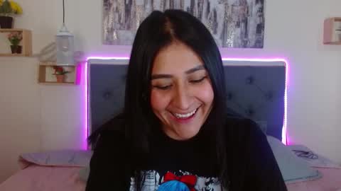 Snapshot of mia_ayra chatting on October 4, 3:10 pm M I A A Y R A online show from October 4, 3:10 pm