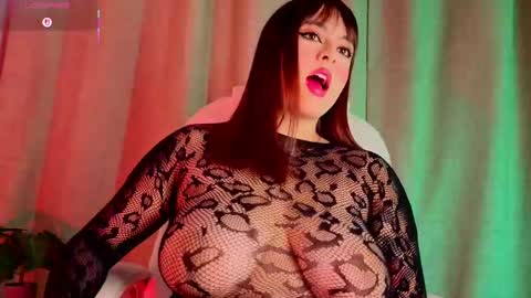   online show from October 5, 4:00 am