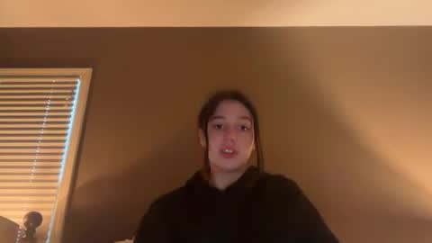 Mia online show from February 3, 10:26 pm