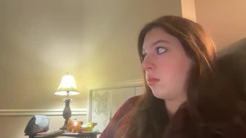 Mia online show from February 8, 11:41 pm