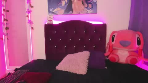 Mia cand online show from January 22, 4:55 pm