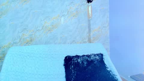 Mia  online show from December 2, 12:10 pm