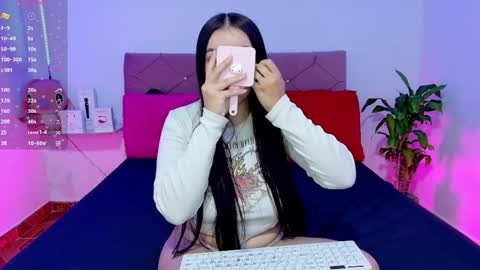 mia_cherry07 online show from June 6, 3:33 am