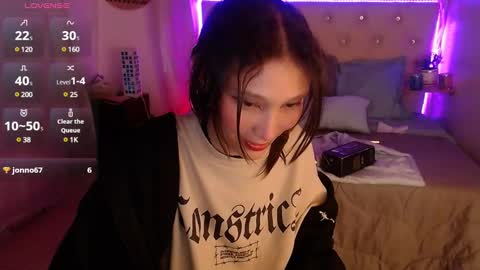 Snapshot of mia_collens_ chatting on January 12, 4:00 am MIA online show from January 12, 4:00 am