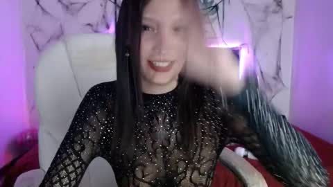 Snapshot of mia_collens_ chatting on October 21, 1:17 am MIA online show from October 21, 1:17 am