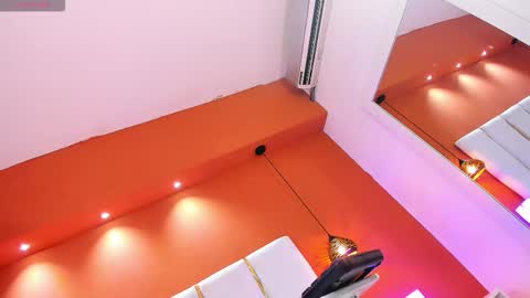 Snapshot of mia_collins09 chatting on February 23, 6:22 am mia_collins09 online show from February 23, 6:22 am