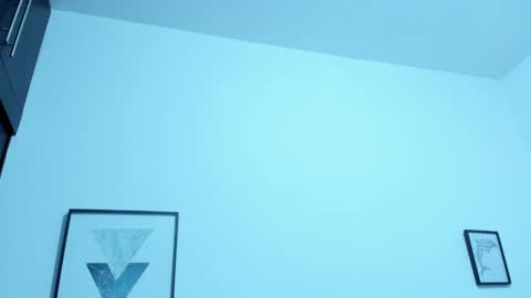 mia online show from October 13, 11:10 am