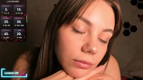 Mia  next stream Thursday 1400 UTC1 Friday 1400 UTC1 online show from February 4, 2:23 pm