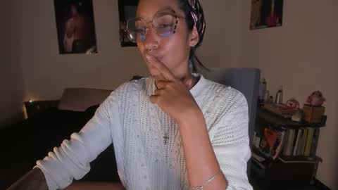 Snapshot of mia_crazysweet chatting on March 20, 1:49 pm Mia Sandoval online show from March 20, 1:49 pm