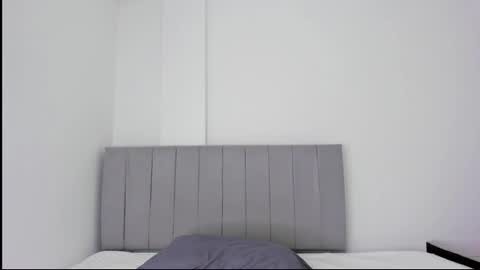    online show from December 20, 11:50 am