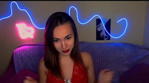 mia_cutie77 online show from October 8, 7:39 am