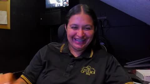 Mia daniela  online show from September 9, 10:42 pm