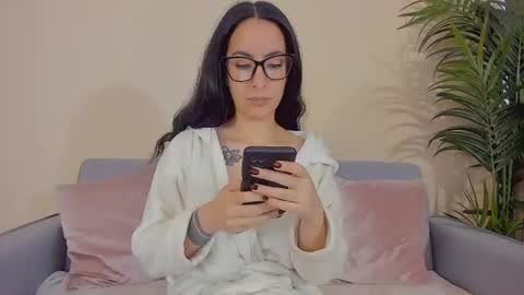 Sarah Luna online show from June 30, 12:17 pm