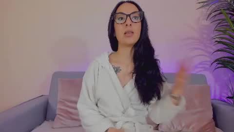 Sarah Luna online show from July 1, 11:34 am