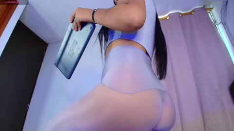 Mia online show from May 19, 9:21 pm