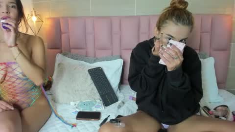 Mia x2 online show from April 10, 4:50 am