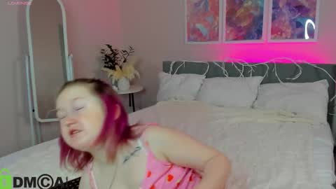 Mia online show from September 24, 2:48 am