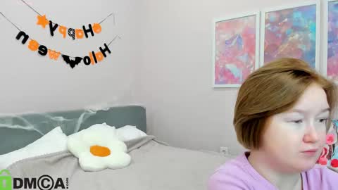 Mia online show from November 3, 2:13 am