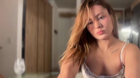 mia_ferrer777 online show from April 3, 12:08 am