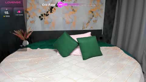 mia_flicker online show from September 11, 1:06 am