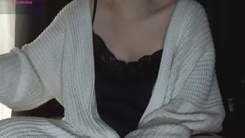 Golden ones online show from February 9, 3:27 pm