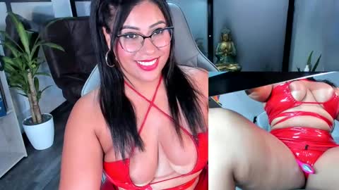 Snapshot of mia_hotwife chatting on February 24, 4:26 pm Mia.... Nice to meet you  thumb up me please its important online show from February 24, 4:26 pm