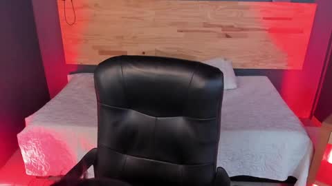 Val  online show from December 26, 10:52 pm