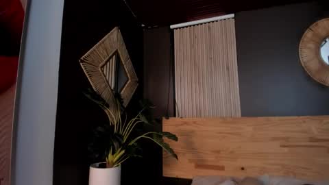 Val  online show from September 16, 12:06 pm