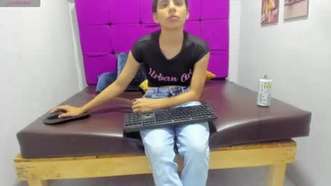 mia_jasmin20 online show from June 12, 12:31 am