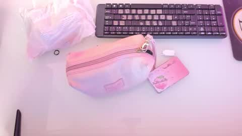    online show from October 23, 12:15 pm