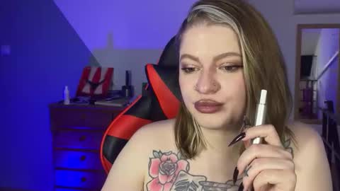 Mia online show from October 20, 5:46 pm