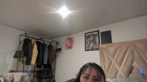 mia kaneee online show from October 2, 12:17 am