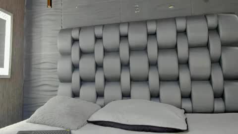 mia_kleim1 online show from February 5, 6:12 pm