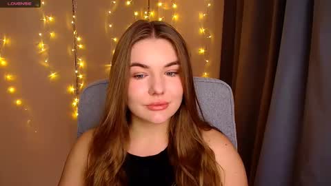 mia_lemm online show from October 6, 7:39 am
