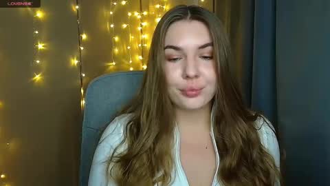 mia_lemm online show from October 24, 6:43 am