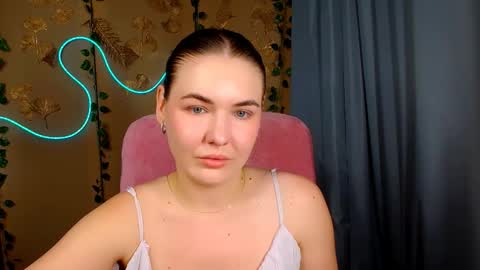 mia_lemm online show from June 9, 6:36 am