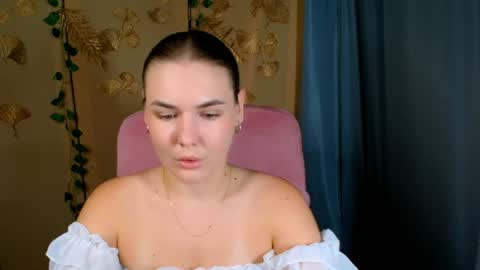 mia_lemm online show from July 15, 5:34 am