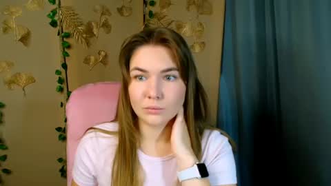 mia_lemm online show from July 30, 6:12 am