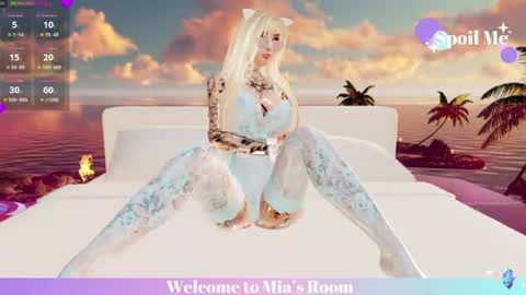 Mia online show from July 15, 5:18 pm