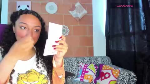 Snapshot of mia_lovea chatting on March 5, 11:28 am mia_lovea online show from March 5, 11:28 am