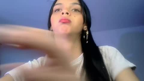 Snapshot of mia_lucy_21 chatting on June 8, 8:58 am mia lucy 21 online show from June 8, 8:58 am