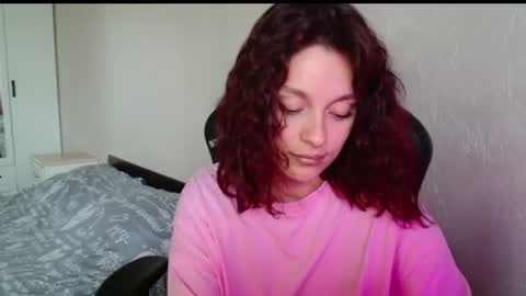 Snapshot of mia_luiza chatting on June 16, 9:34 am mia_luiza online show from June 16, 9:34 am