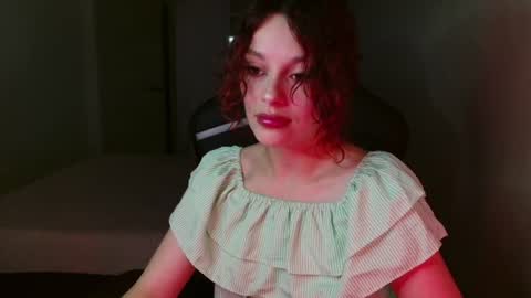 Snapshot of mia_luiza chatting on July 16, 7:20 pm mia_luiza online show from July 16, 7:20 pm