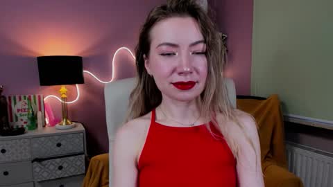 Snapshot of mia_luxx92 chatting on November 20, 7:41 am Mia online show from November 20, 7:41 am