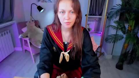 mia_meowxkiss online show from September 12, 4:51 pm