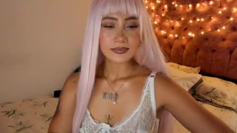 Snapshot of mia_miel69 chatting on July 20, 10:39 am mia_miel69 online show from July 20, 10:39 am