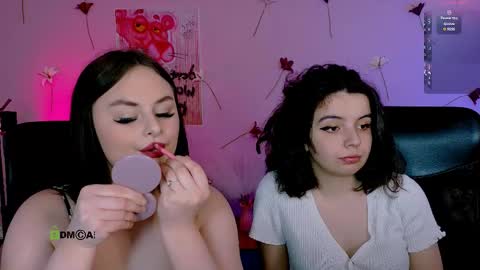 Snapshot of mia_mooon_ chatting on June 3, 8:50 am mia_mooon_ online show from June 3, 8:50 am